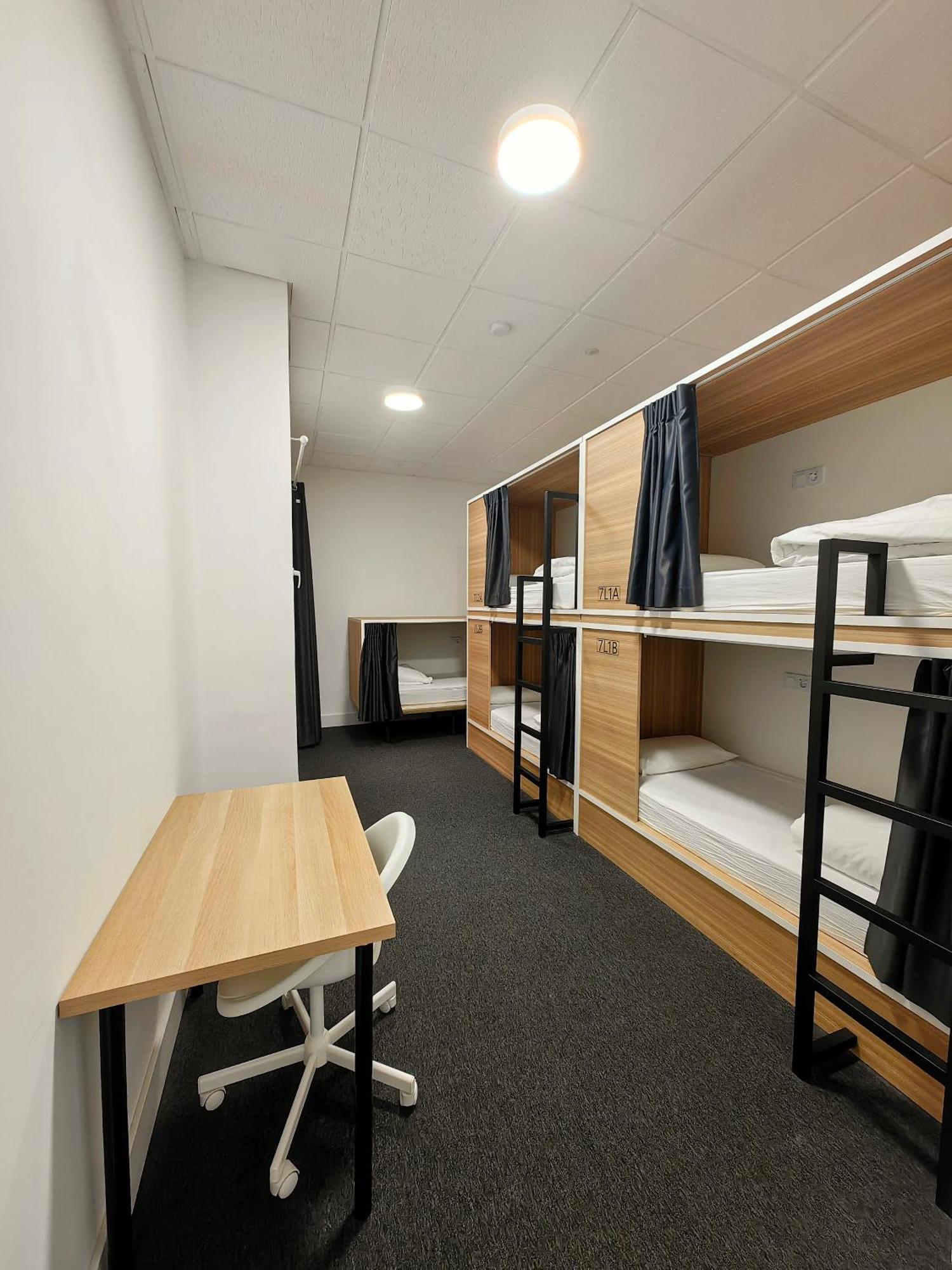 Hostel Siesta & Go 马德里 外观 照片